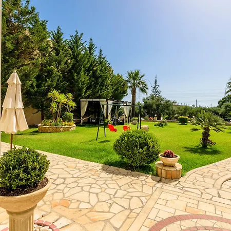 Aparthotel Remezzo & Amoudi