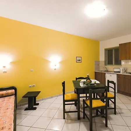 Aparthotel Remezzo & 4*