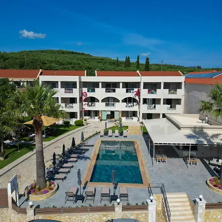 Apart-hotel Remezzo & Amoudi