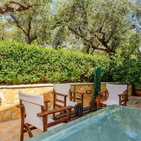 Remezzo & Apartahotel 4*