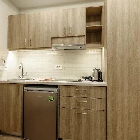 Remezzo Studios&apartments Amoudi
