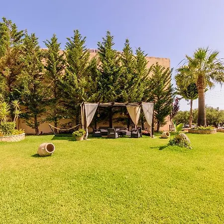 Aparthotel Remezzo & 4*