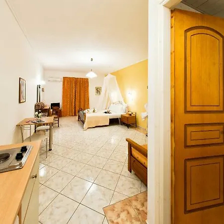 Remezzo & Aparthotel 2*