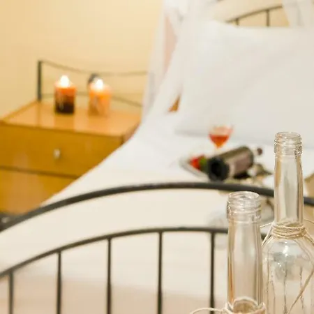 Remezzo Studios&apartments Aparthotel
