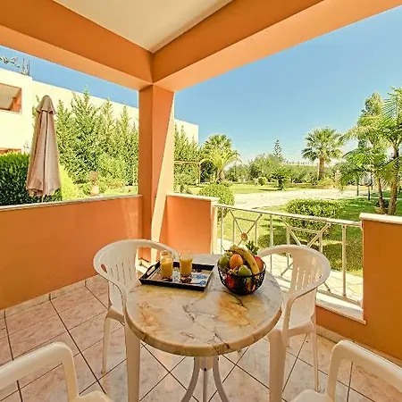 Remezzo Studios&apartments 4*